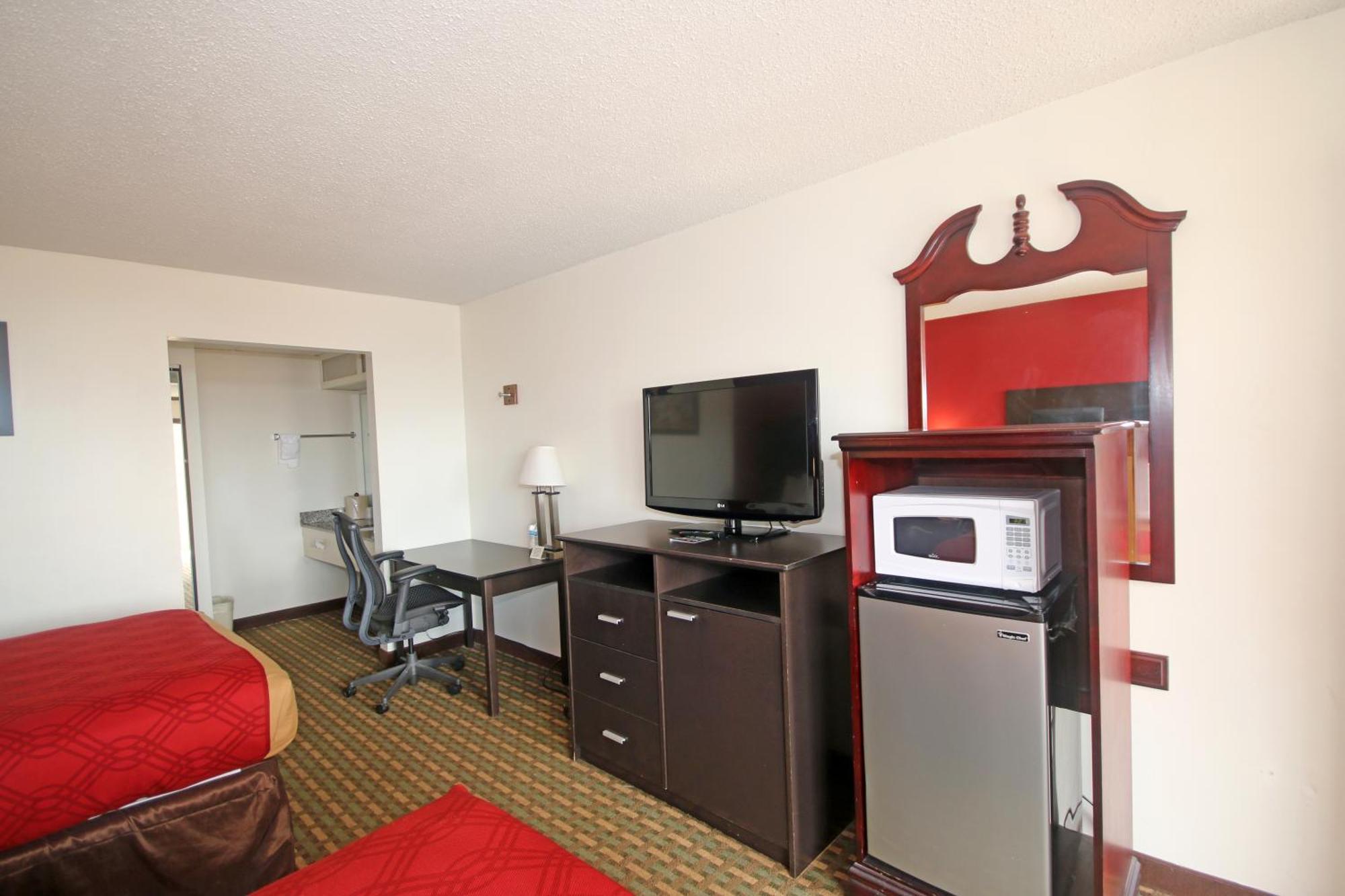Econo Lodge Inn And Suites - Pilot Mountain 2* Pilot Mountain