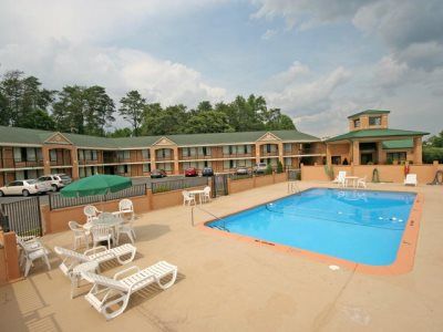Motel Econo Lodge Inn And Suites - Pilot Mountain